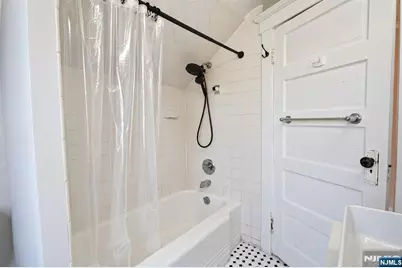 754 Wyckoff, Wyckoff Township, NJ 07481 - Photo 23