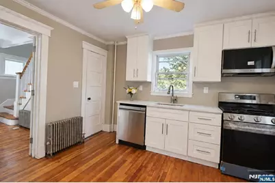 754 Wyckoff, Wyckoff Township, NJ 07481 - Photo 9