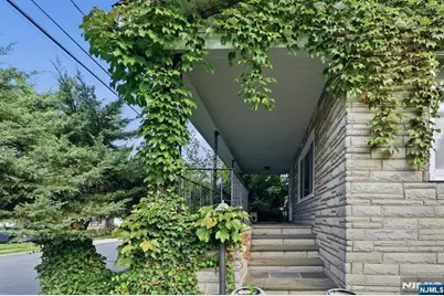 85 Elizabeth Avenue, Elmwood Park, NJ 07407 - Photo 3
