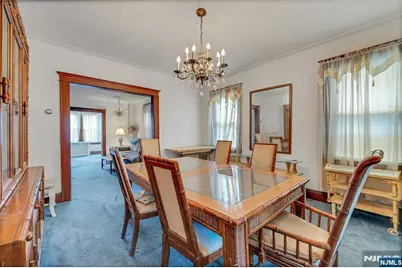 527 Brandon Place, Cliffside Park, NJ 07010 - Photo 17