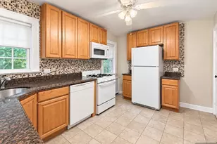 98 Farview Ave 1, Paramus, NJ 07652 - Photo 3