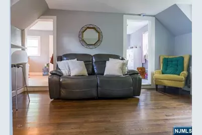 117 Hackensack Avenue, Ridgefield Park, NJ 07660 - Photo 5