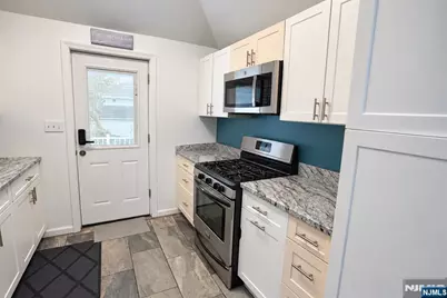 138 Homestead Place, Bogota, NJ 07603 - Photo 5