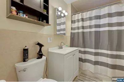 554 Harrison Avenue, Lodi, NJ 07644 - Photo 37