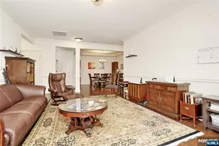 410 Four Seasons Ln, Montvale, NJ 07645 - Photo 9