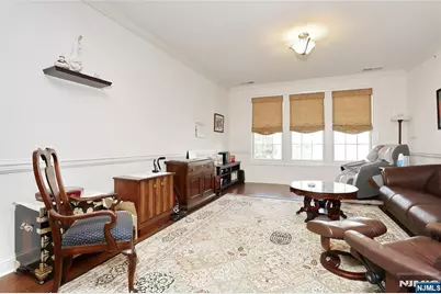 410 Four Seasons Lane, Montvale, NJ 07645 - Photo 7