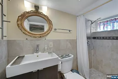 85 Spring Valley Avenue, Hackensack, NJ 07601 - Photo 31