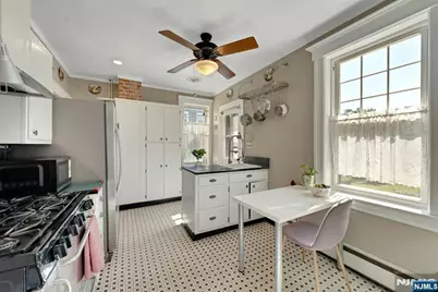 85 Spring Valley Avenue, Hackensack, NJ 07601 - Photo 19