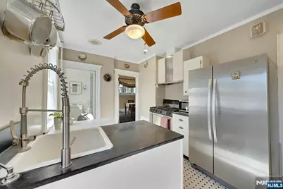 85 Spring Valley Avenue, Hackensack, NJ 07601 - Photo 17