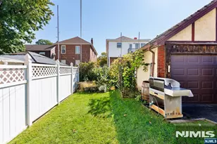 544 Highridge Ave, Cliffside Park, NJ 07010 - Photo 19