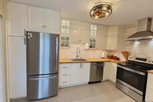 76 E Maple St, Teaneck Township, NJ 07666 - Photo 7