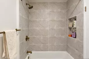 76 E Maple St, Teaneck Township, NJ 07666 - Photo 13