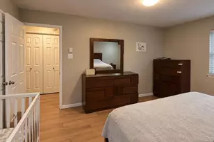 76 E Maple St, Teaneck Township, NJ 07666 - Photo 11
