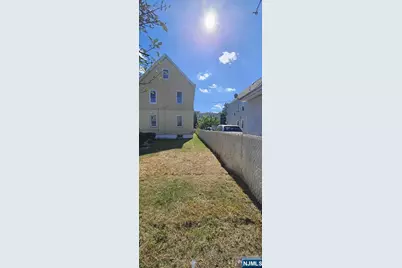 81 Union Street, East Rutherford, NJ 07073 - Photo 17