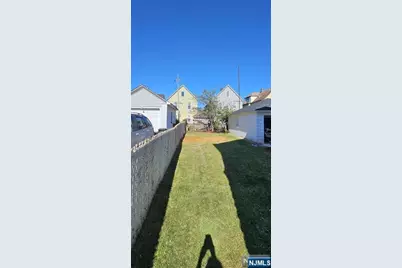 81 Union Street, East Rutherford, NJ 07073 - Photo 15