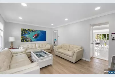 138 Merrill Road, Clifton, NJ 07012 - Photo 3