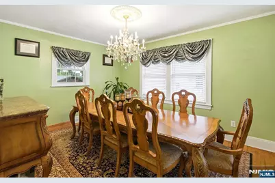 351 W Griggs Avenue, Teaneck Township, NJ 07666 - Photo 17