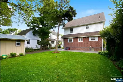 351 W Griggs Avenue, Teaneck Township, NJ 07666 - Photo 9