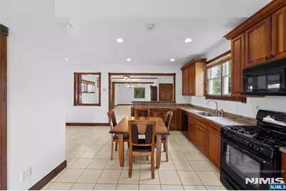 54 Fischer Avenue, Nutley, NJ 07110 - Photo 23