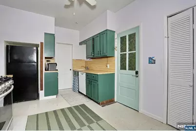 309 Hawthorne Avenue, Hawthorne, NJ 07506 - Photo 31