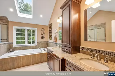 4 Moccasin Court, Mahwah, NJ 07430 - Photo 23