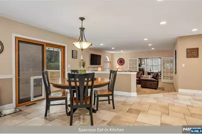 4 Moccasin Court, Mahwah, NJ 07430 - Photo 13