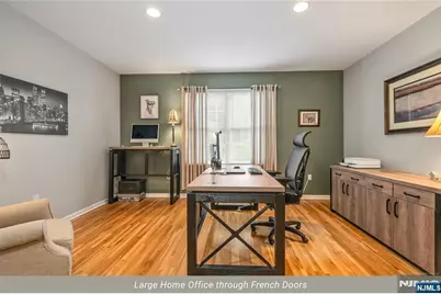 4 Moccasin Court, Mahwah, NJ 07430 - Photo 17