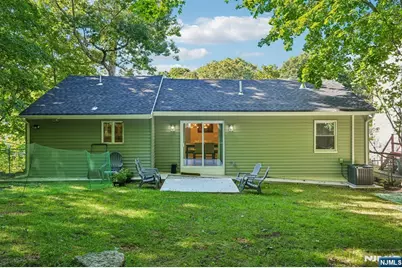 102 Hiawatha Boulevard, Oakland, NJ 07436 - Photo 39