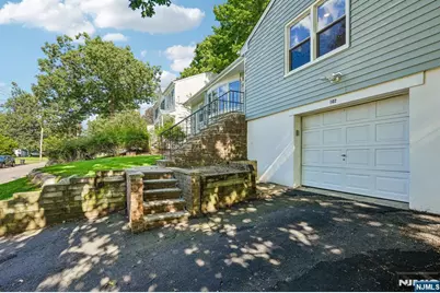 102 Hiawatha Boulevard, Oakland, NJ 07436 - Photo 3
