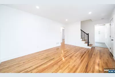 21 Mary Street, Lodi, NJ 07644 - Photo 5