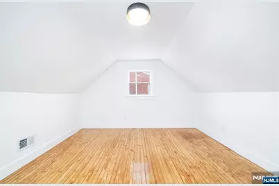 21 Mary Street, Lodi, NJ 07644 - Photo 17