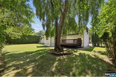 4 Marconi Street, Tenafly, NJ 07670 - Photo 5