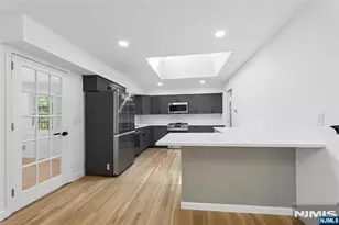 4 Marconi St, Tenafly, NJ 07670 - Photo 11