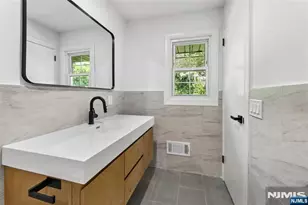 4 Marconi St, Tenafly, NJ 07670 - Photo 15