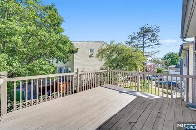 11 Burdette Place, Fairview, NJ 07022 - Photo 15