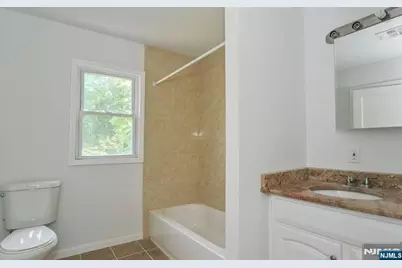 280-282 Seneca Place, Plainfield, NJ 07062 - Photo 15