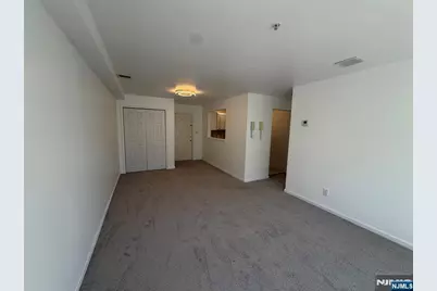 131 Clinton Place 214 #214, Hackensack, NJ 07601 - Photo 11