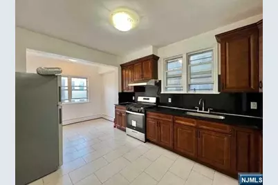 123 Oak Street Apt2 #APT2, Weehawken, NJ 07086 - Photo 3