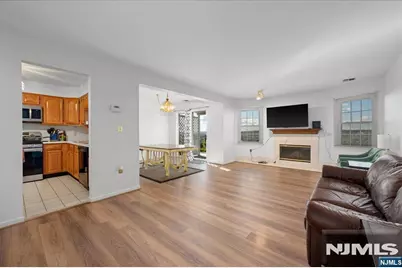 62 Amethyst Lane 276 #276, Paterson, NJ 07501 - Photo 5