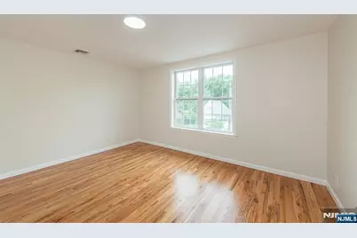 24 Van Pelt, Little Falls Township, NJ 07424 - Photo 19