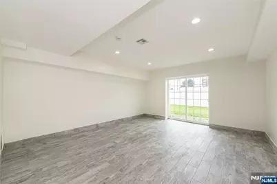 24 Van Pelt, Little Falls Township, NJ 07424 - Photo 23
