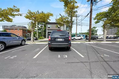 1315 Anderson Avenue 5 #5, Fort Lee, NJ 07024 - Photo 23