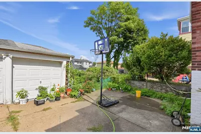 114 Sheridan Avenue, Clifton, NJ 07011 - Photo 15