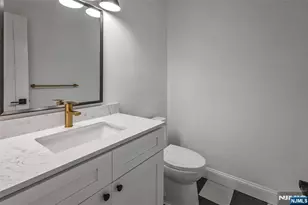 77 Sunset Ct, Mahwah, NJ 07430 - Photo 17