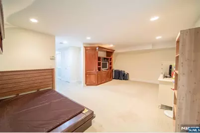 32 Candlewood Drive, Old Tappan, NJ 07675 - Photo 17