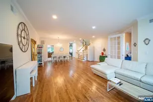 32 Candlewood Dr, Old Tappan, NJ 07675 - Photo 5