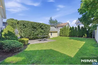 279 Farrant Terrace, Teaneck Township, NJ 07666 - Photo 25