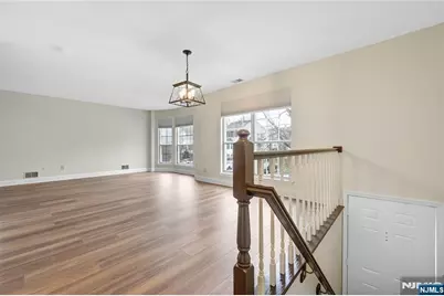 705 Pepperidge Road, Mahwah, NJ 07430 - Photo 5