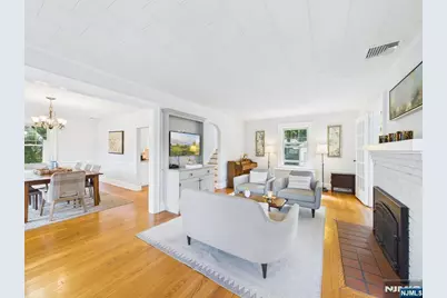 77 Lake Avenue, Midland Park, NJ 07432 - Photo 7