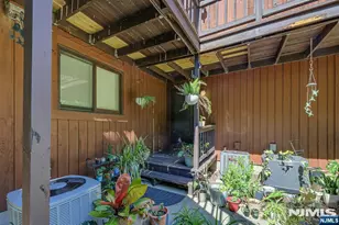 4 Davos Dr 9, Vernon, NJ 07462 - Photo 3